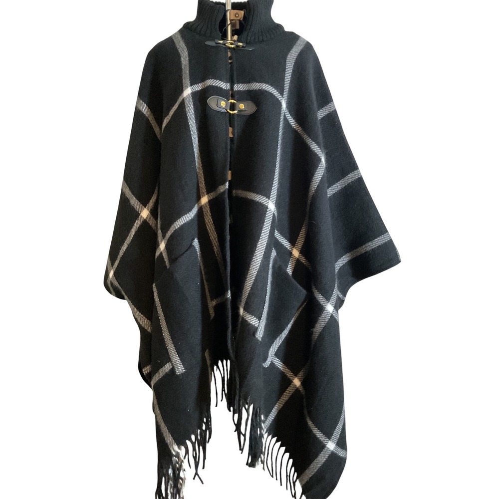 Black Plaid Poncho Cape Turtle Neck Faux Leather Buckle Fringe One‎ Size
